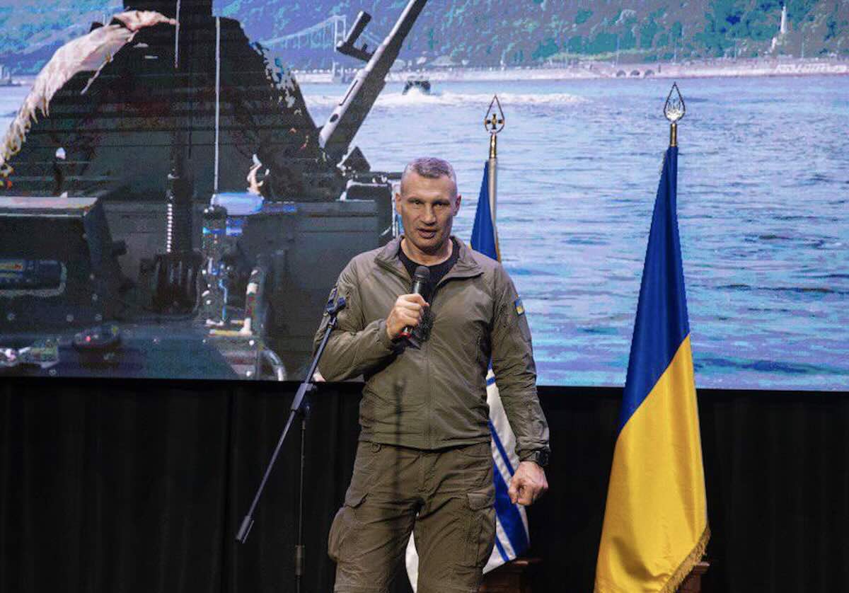 Кличко звинувачує Ткаченка в затримці документів і викликає на діалог / Фото: телеграм канал мера міста