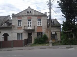 Комунальна нерухомість